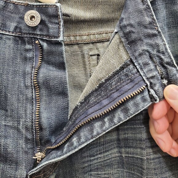 Kenneth Cole Select Men's Indigo Wash Distressed Straight Leg Jeans Size 36x32 - Picture 5 of 10